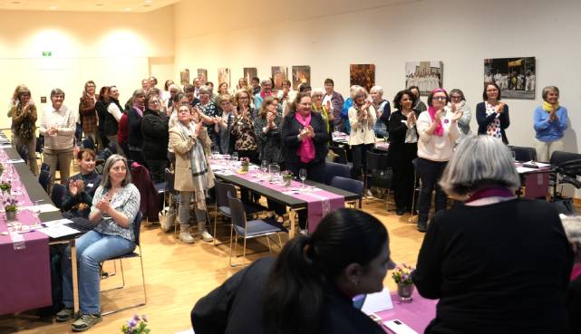 Mit Standing Ovations wurde die langjährige AKF-Präsidentin Pia Viel verabschiedet.