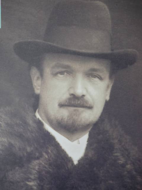 Hermann Suter